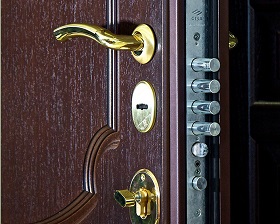 Замена замка на металлической двери Legran в Красногорске